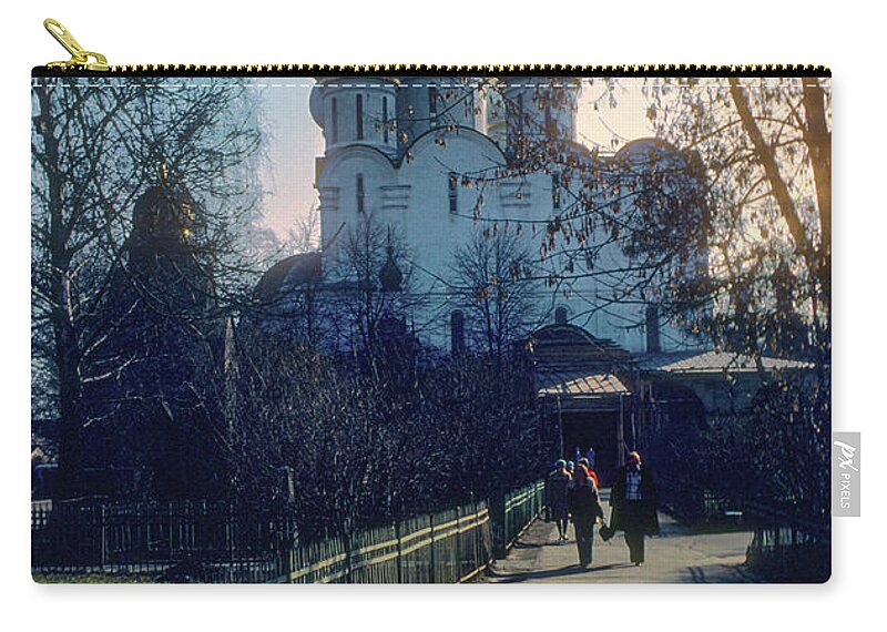Smolensky Cathedral Zip Pouch featuring the photograph Smolensky Cathedral by Bob Phillips