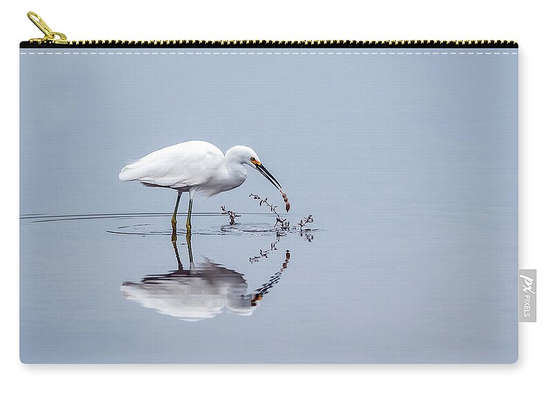 Snowy Egret Zip Pouch featuring the photograph Snowy Egret 9710-092220 by Tam Ryan