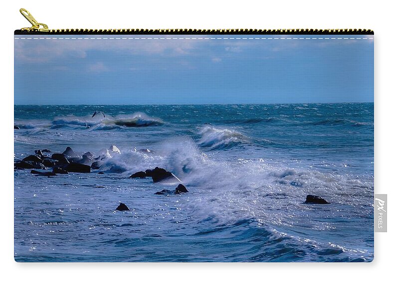 Waves Crashing Zip Pouch featuring the photograph Sparkling waves by Christina McGoran