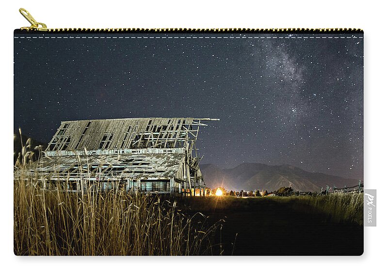 Barn Carry-all Pouch featuring the photograph Starry Barn by Wesley Aston