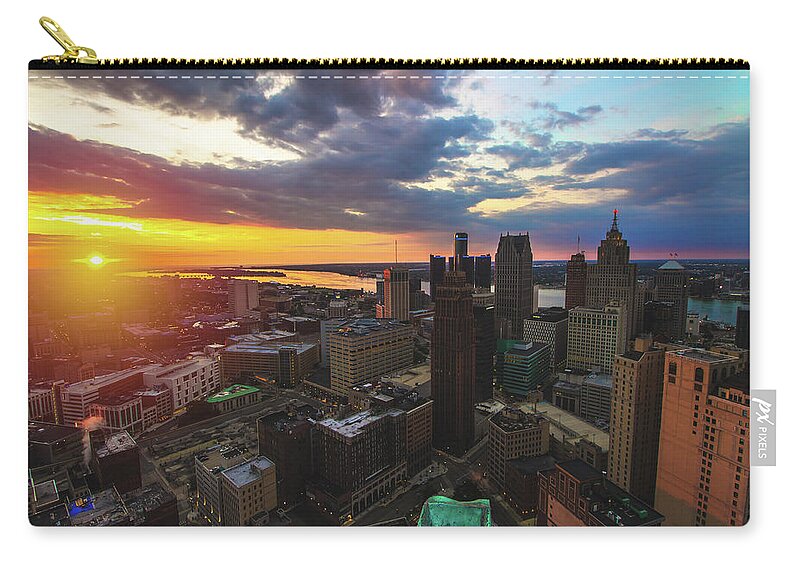 Detroit Zip Pouch featuring the photograph Sunrise above downtown Detroit by Jay Smith