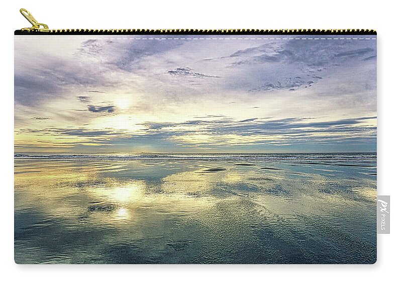 Rye Beach Nh Zip Pouch featuring the digital art Sunrise - Rye Beach, NH by Deb Bryce