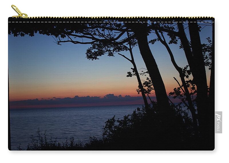 Lake Erie Carry-all Pouch featuring the photograph Sunset view by Yvonne M Smith