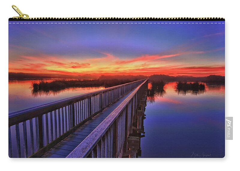 Oso Flaco Lake Zip Pouch featuring the photograph Sunset Walkway by Beth Sargent