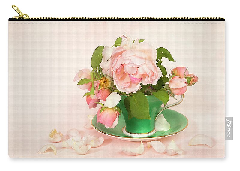 Roses Zip Pouch featuring the photograph Tea Rose by Theresa Tahara