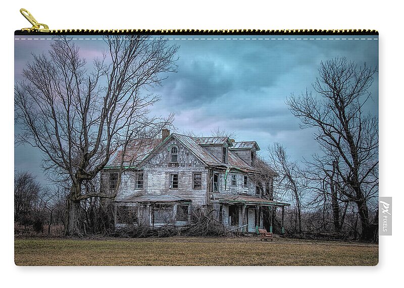 New Jersey Zip Pouch featuring the photograph The Once Grand Farmhouse by Kristia Adams