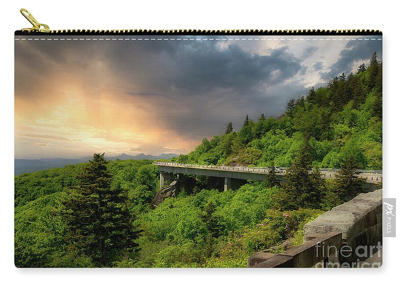 Viaduct Zip Pouch featuring the photograph The Viaduct on the Blue Ridge Parkway by Shelia Hunt