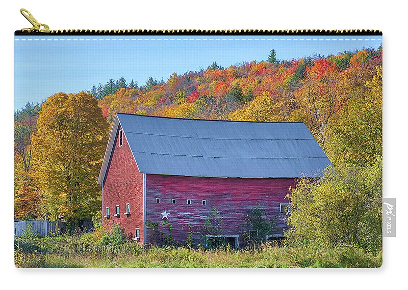 Red Barn Zip Pouch featuring the photograph Vermont Route 100 Red Barn by Juergen Roth