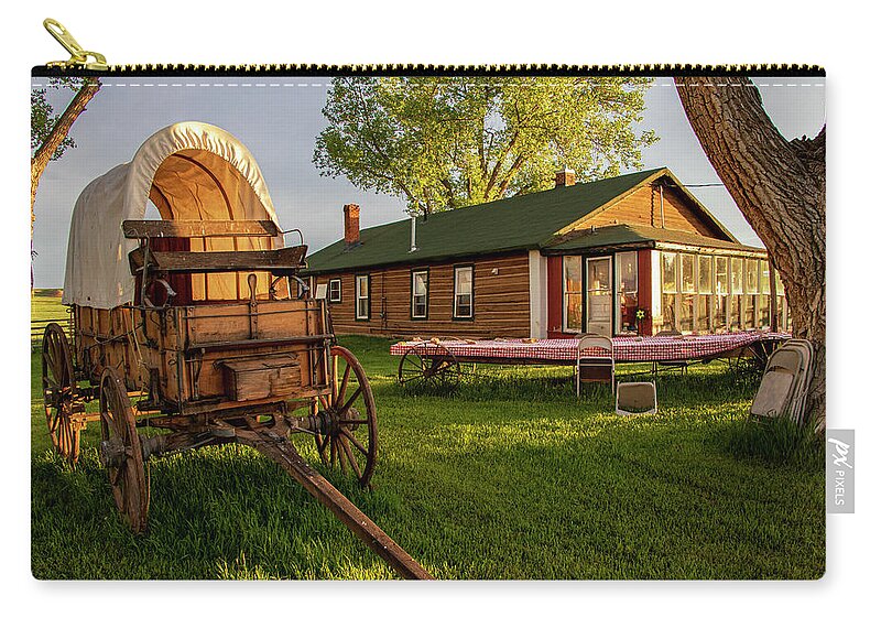 Ranch Zip Pouch featuring the photograph Willow Creek Ranch at the Hole-in-the-Wall by Sam Sherman