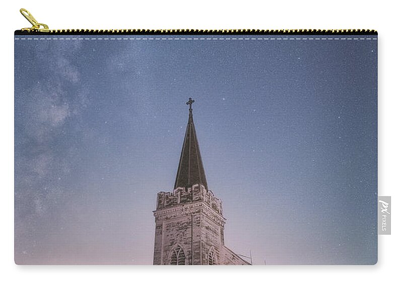 Nebraska Carry-all Pouch featuring the photograph Wilson's Night Watch by Darren White