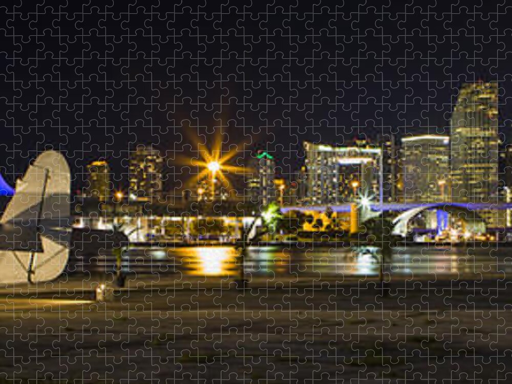 Architecture Jigsaw Puzzle featuring the photograph Miami Downtown Skyline by Raul Rodriguez