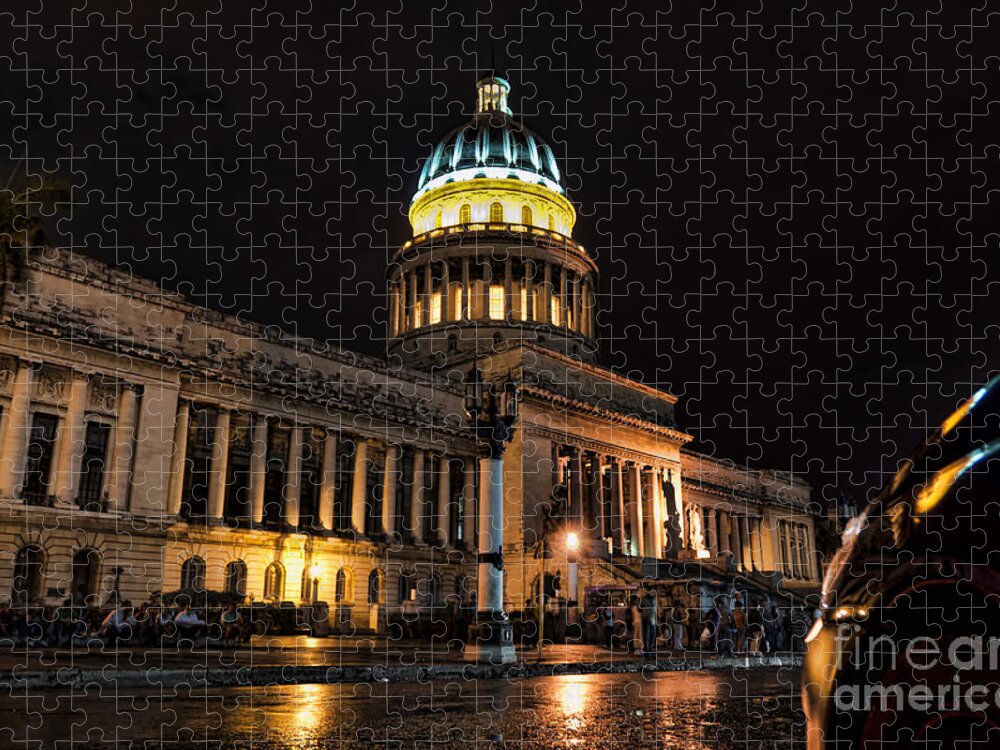 Capitolio Jigsaw Puzzle featuring the photograph Capitolio Habanero by Jose Rey