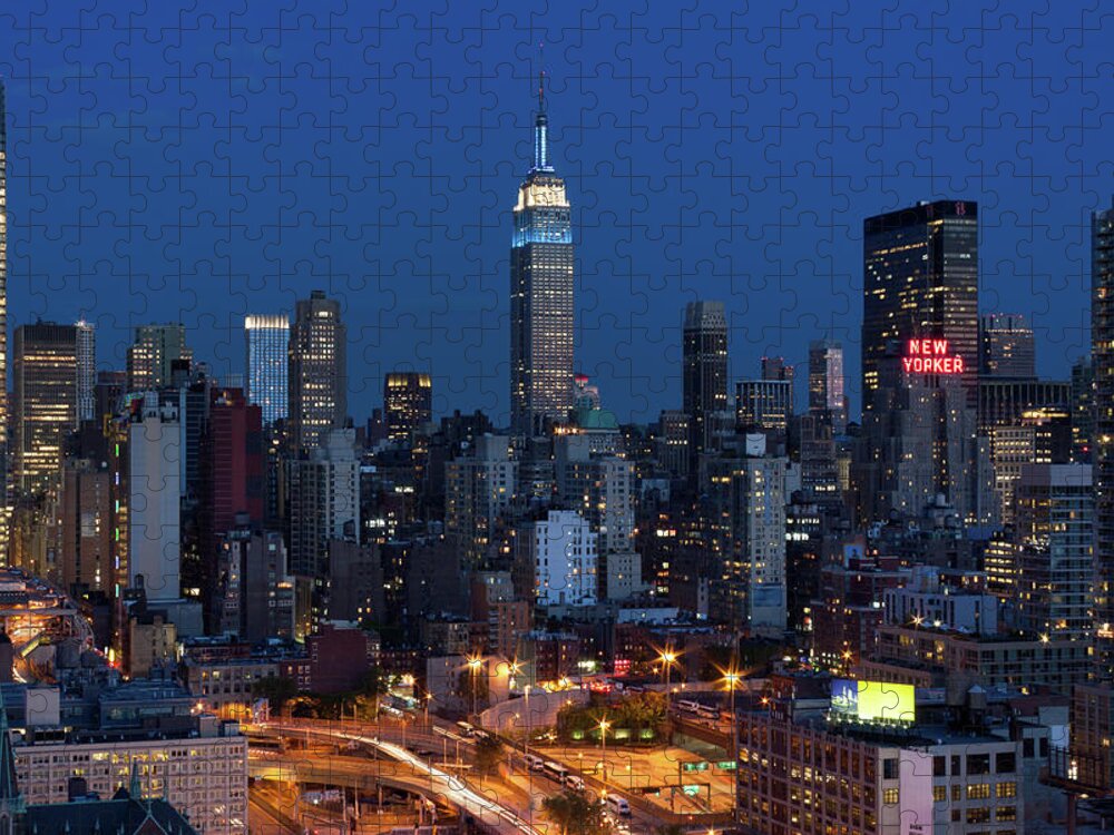 Tranquility Jigsaw Puzzle featuring the photograph Empire State Building by Arata Photography