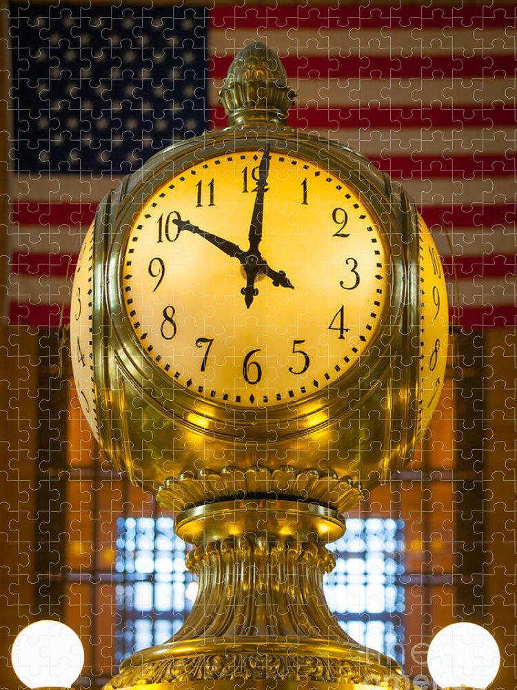 America Jigsaw Puzzle featuring the photograph Grand Central Clock by Inge Johnsson