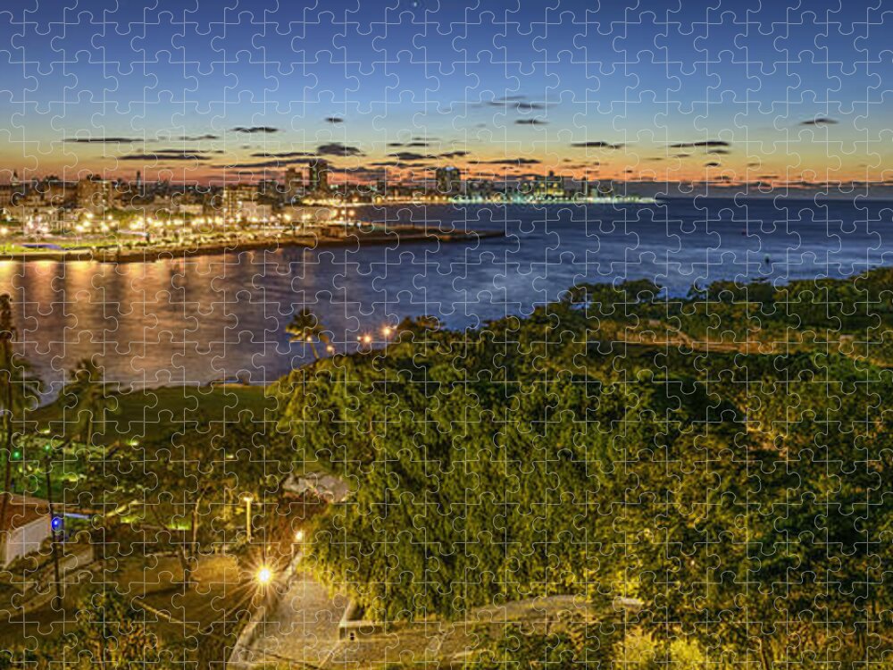 Habana Jigsaw Puzzle featuring the photograph Havana blues by Jose Rey