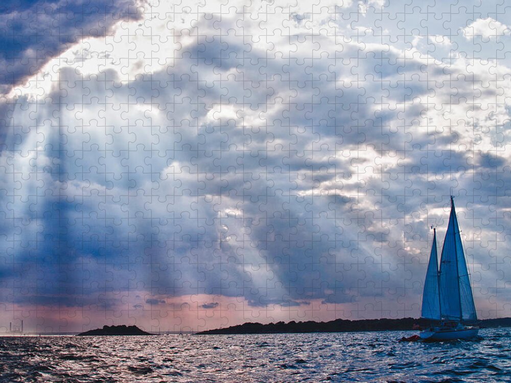 Salem Jigsaw Puzzle featuring the photograph Heading home by Jeff Folger