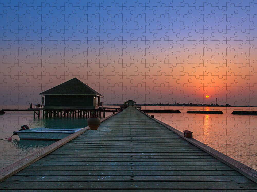 Maldives Jigsaw Puzzle featuring the photograph Komandoo Sunset by Ian Good