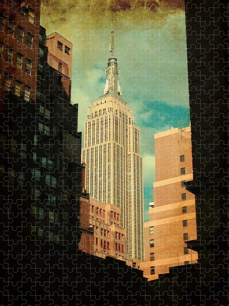 New York Jigsaw Puzzle featuring the photograph New York - Empire State Building by Richard Reeve