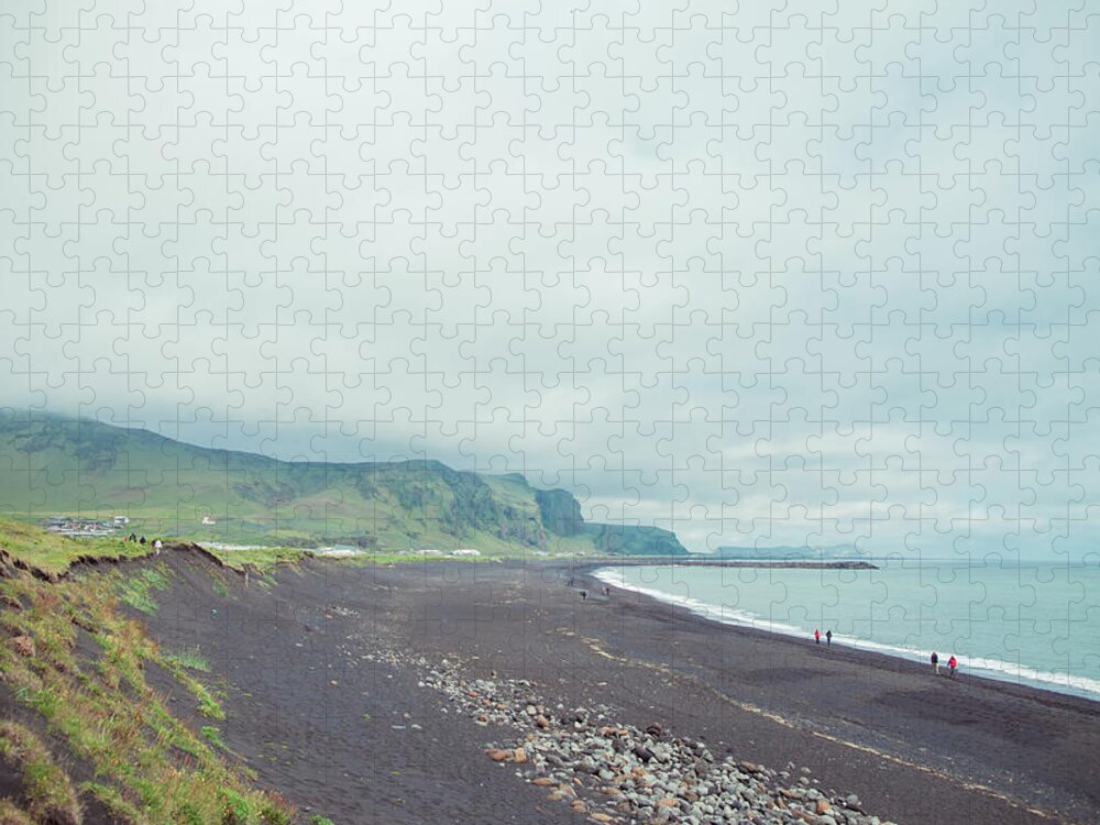 Tranquility Jigsaw Puzzle featuring the photograph Seaside In Iceland by Oscar Wong