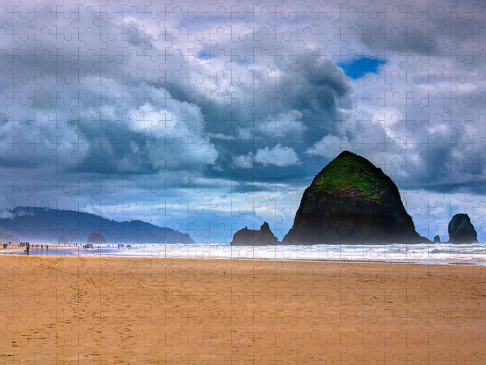 Cannon Beach Jigsaw Puzzle featuring the photograph The Beautiful Cannon Beach by David Patterson