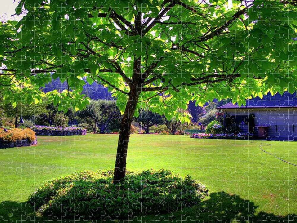 Butchart Jigsaw Puzzle featuring the photograph Butchart Gardens In Summer by Lawrence Christopher