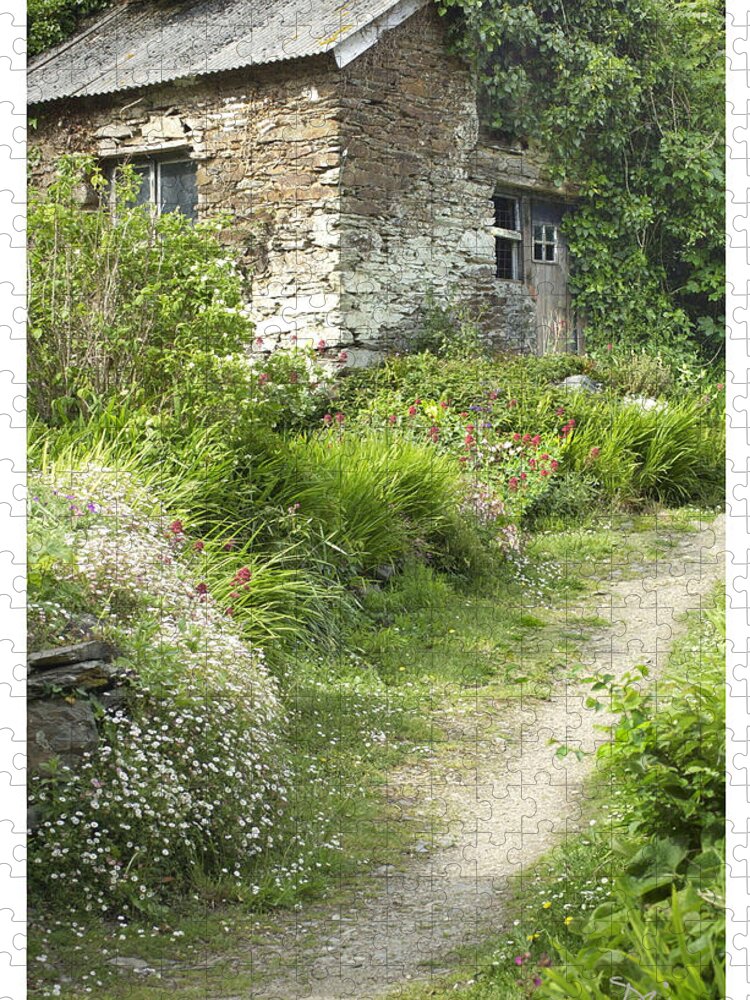 Cornwall Jigsaw Puzzle featuring the photograph Cornwall Cottage by Peggy Dietz