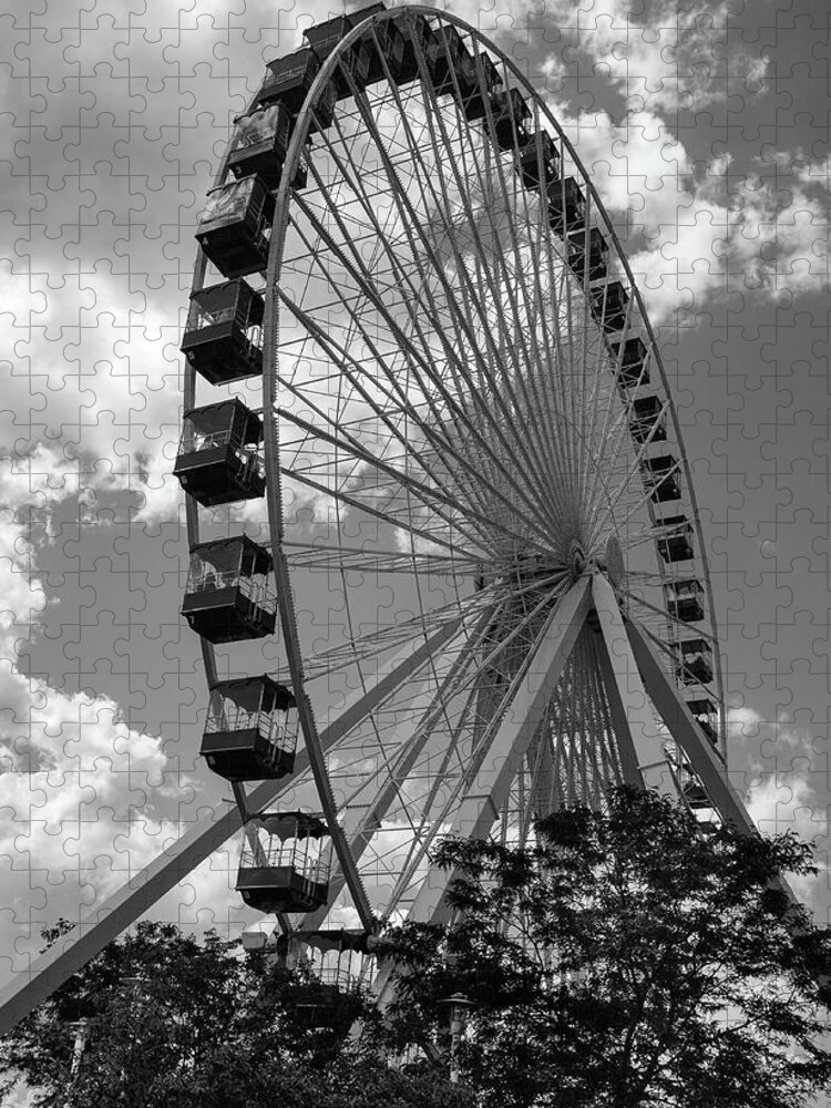 Chicago Jigsaw Puzzle featuring the photograph Ferris Wheel - Navy Pier by John Roach