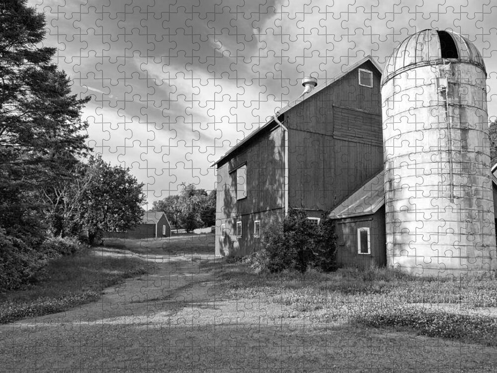 Black And White Jigsaw Puzzle featuring the photograph Newtown Barn bw by Bill Wakeley