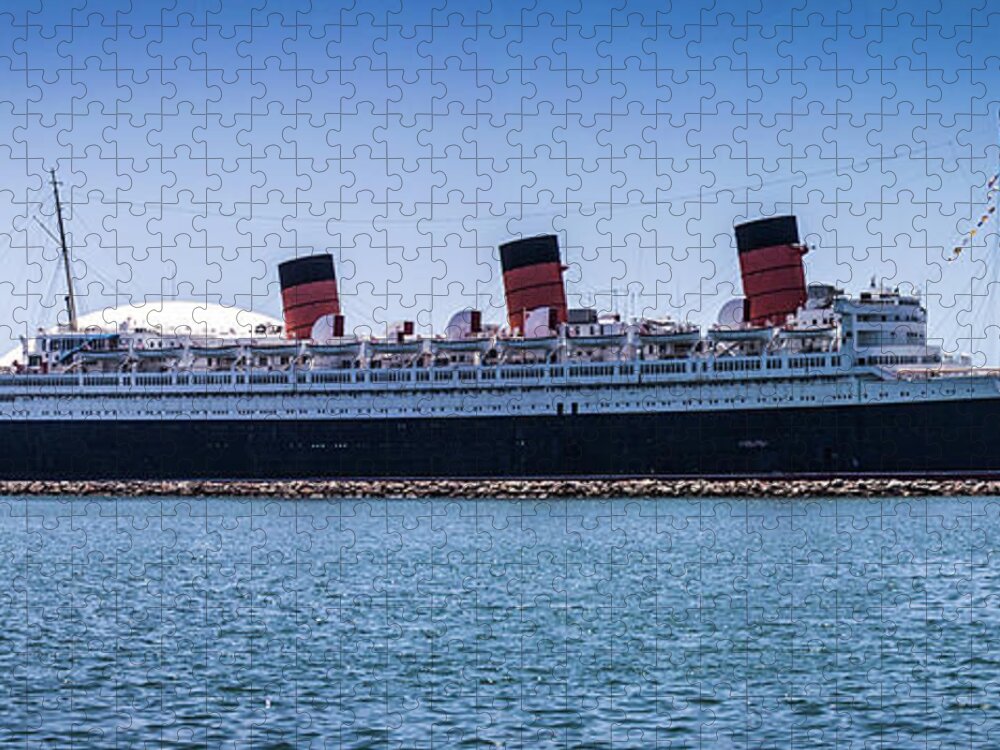 Long Beach Jigsaw Puzzle featuring the photograph Panorama of the Queen Mary by Thomas Marchessault