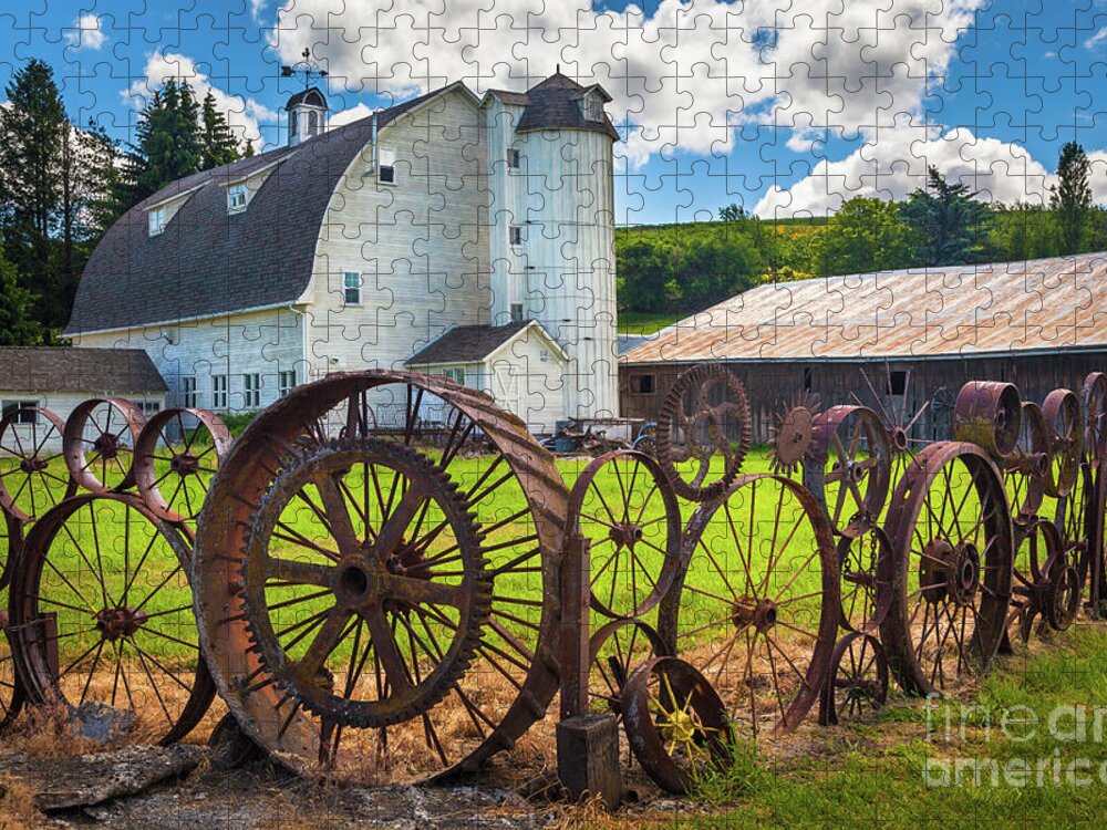 America Jigsaw Puzzle featuring the photograph Uniontown Wagon Wheel Fence by Inge Johnsson