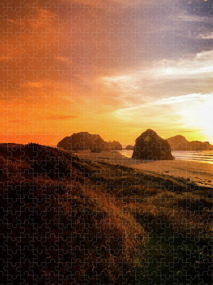 Bandon Oregon Jigsaw Puzzle featuring the photograph Bandon Sunset #2 by Bonnie Bruno