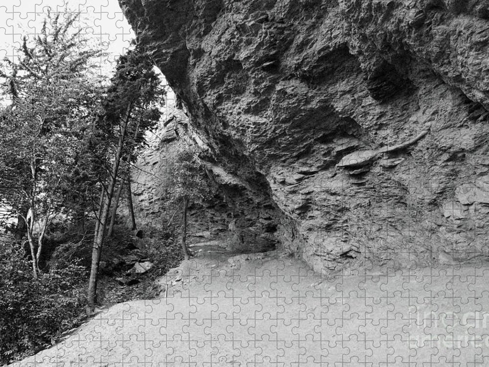 Alum Cave Bluffs Jigsaw Puzzle featuring the photograph Alum Cave Bluffs by Phil Perkins