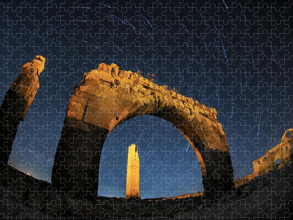Arch Jigsaw Puzzle featuring the photograph Arch Of Harran by Www.tonnaja.com