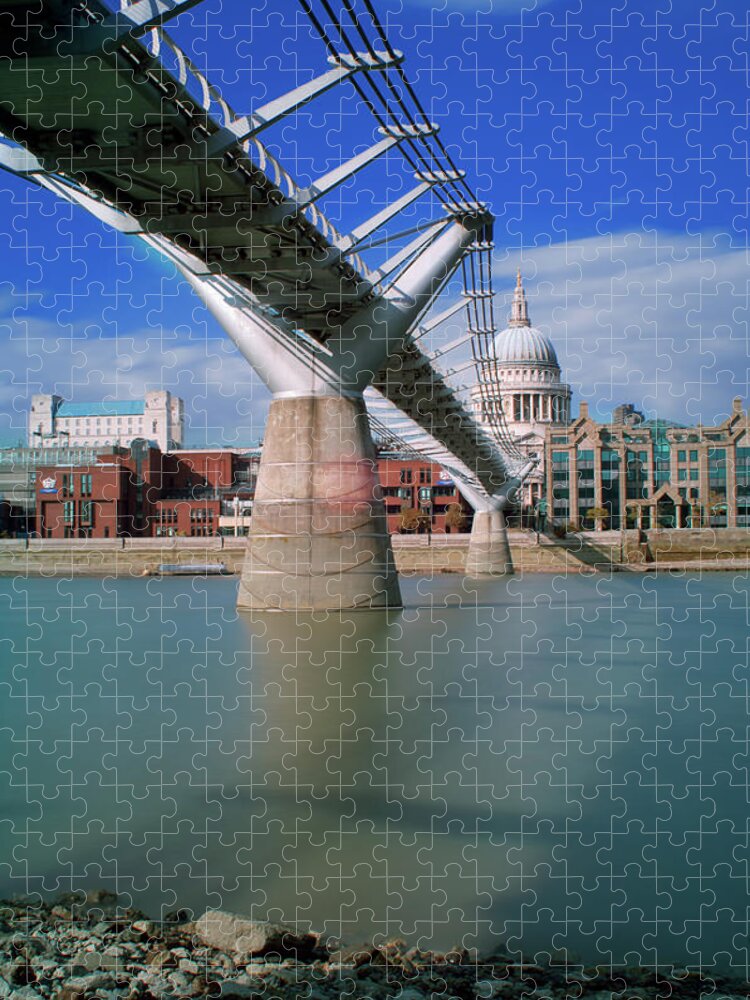 London Millennium Footbridge Jigsaw Puzzle featuring the photograph Millenium Bridge by Gavin Parsons
