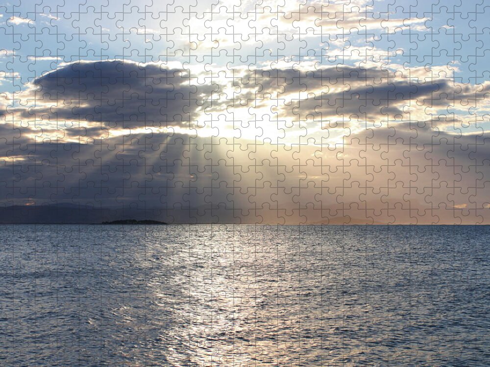 Scenics Jigsaw Puzzle featuring the photograph Sunbeam Over Sea by Dircinhasw