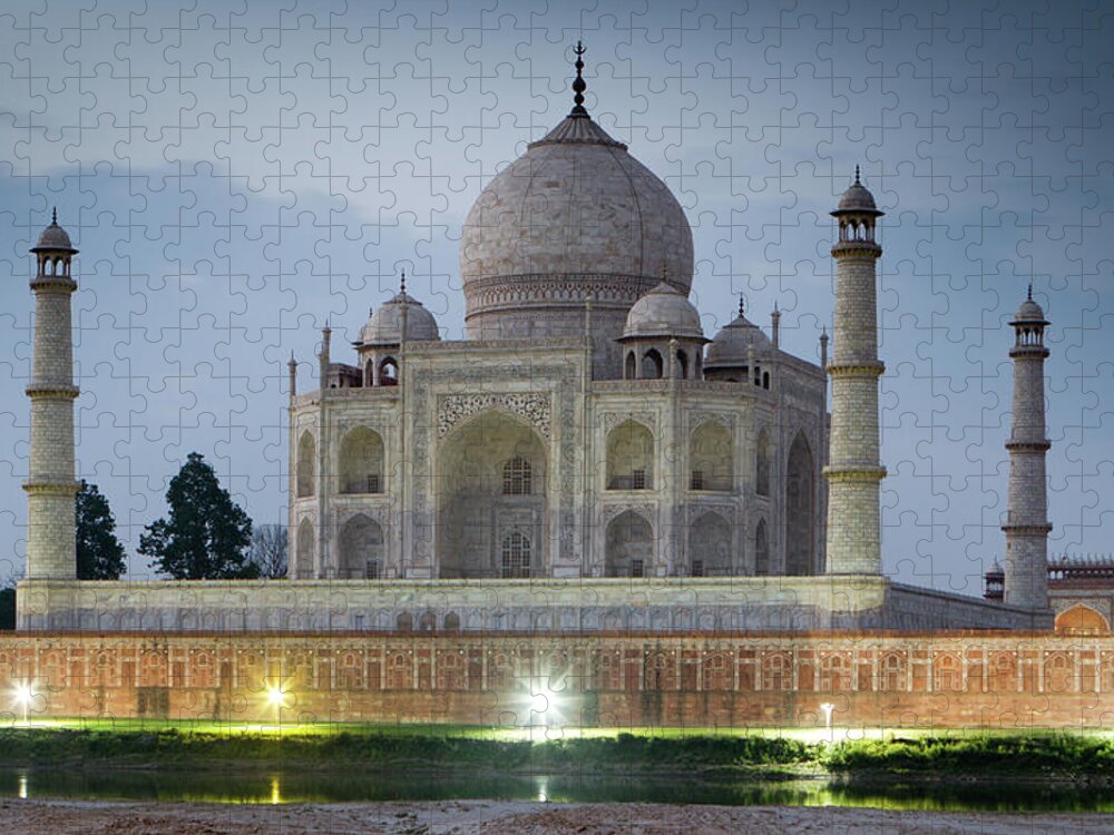 Dawn Jigsaw Puzzle featuring the photograph Taj Mahal At Dawn by Ian Gethings