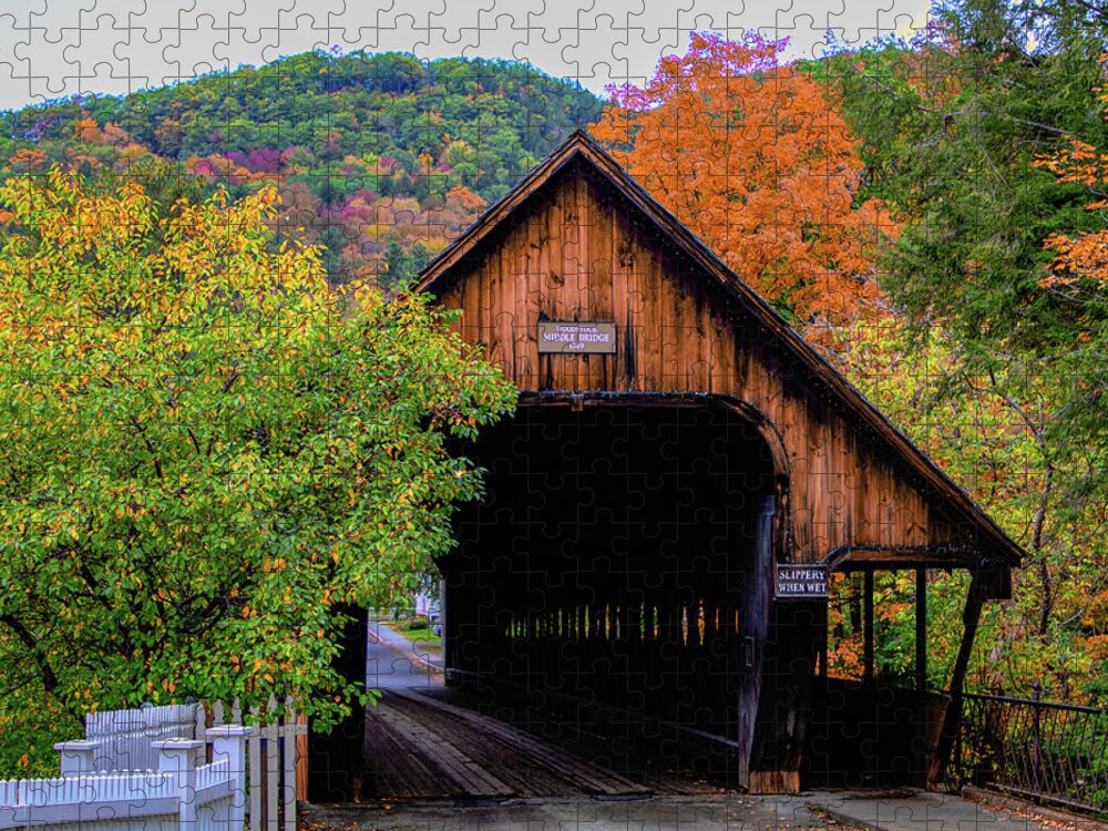 Woodstock Covered Bridge Jigsaw Puzzle featuring the photograph Woodstock Middle Bridge in October by Jeff Folger