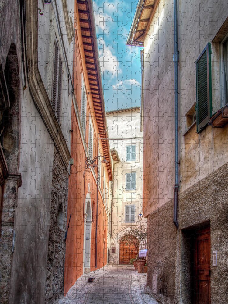 Trevi Jigsaw Puzzle featuring the photograph A Strada Chiusa in Trevi by W Chris Fooshee