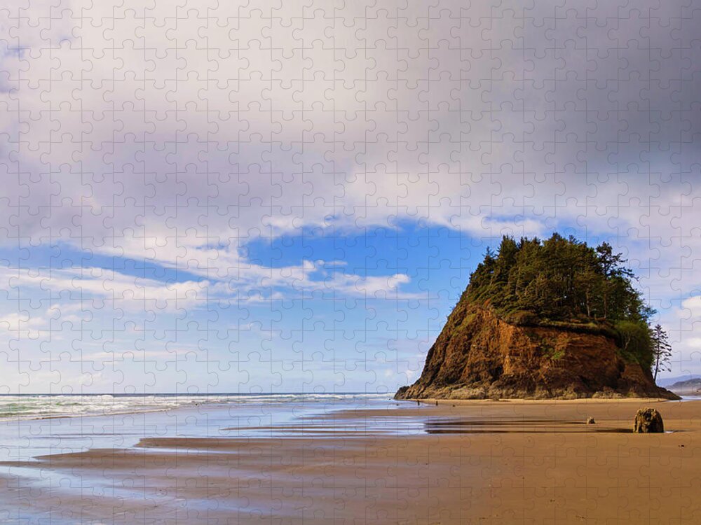 Proposal Rock Jigsaw Puzzle featuring the photograph Proposal Rock, Oregon Coast by Aashish Vaidya