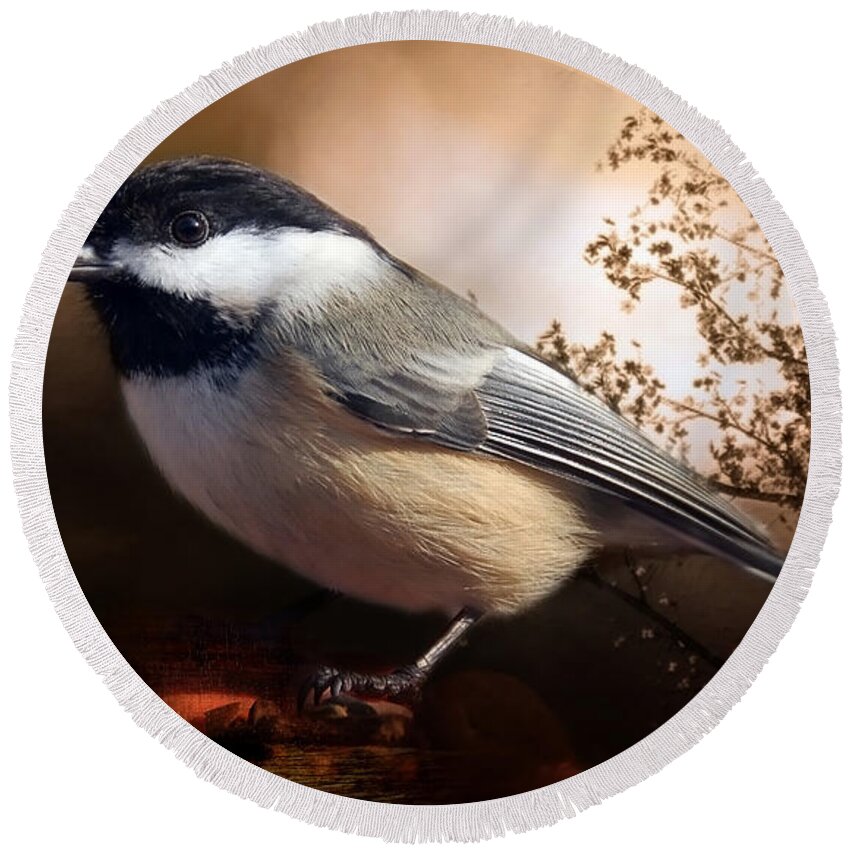 Bird Round Beach Towel featuring the photograph Black Capped Chickadee by Elaine Manley