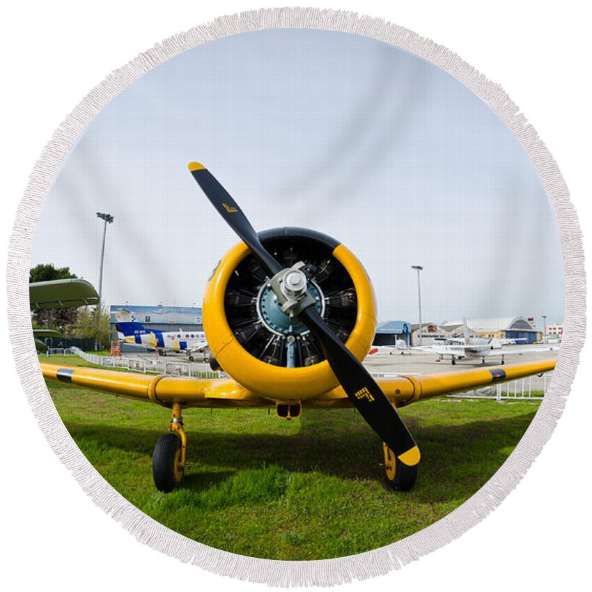 Cuatro Round Beach Towel featuring the photograph North American T-6 Texan by Pablo Lopez