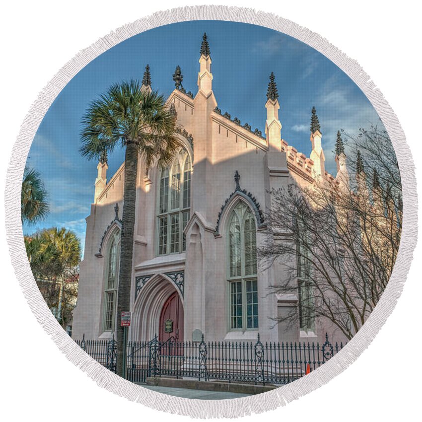 The Huguenot Church Round Beach Towel featuring the photograph French Huguenot Church by Dale Powell