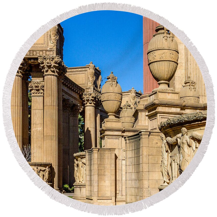  Building Round Beach Towel featuring the photograph Palace Of Fine Arts III by Bill Gallagher
