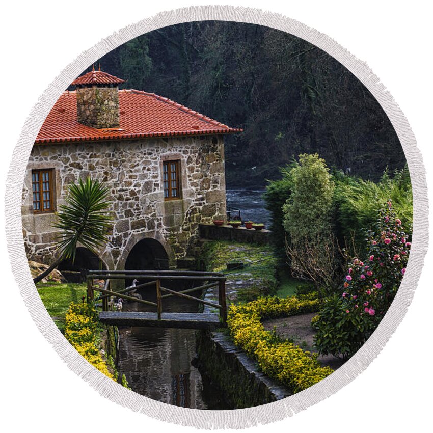 Water Round Beach Towel featuring the photograph Rural landscape #1 by Paulo Goncalves