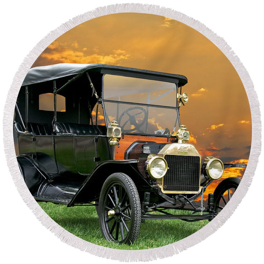 American Round Beach Towel featuring the photograph 1914 Ford Model T Touring Car by Dave Koontz