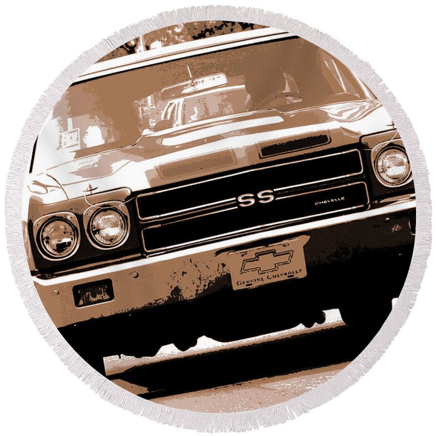 1970 Round Beach Towel featuring the photograph 1970 Chevy Chevelle SS 396 by Gordon Dean II