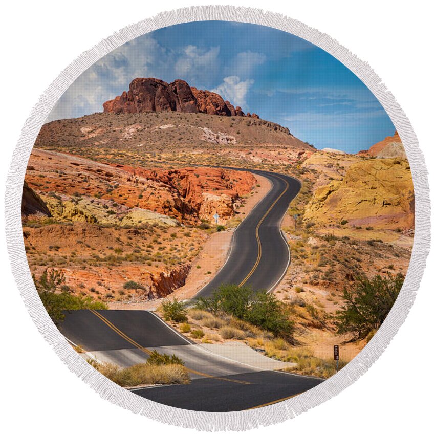 America Round Beach Towel featuring the photograph Valley of Fire #2 by Inge Johnsson