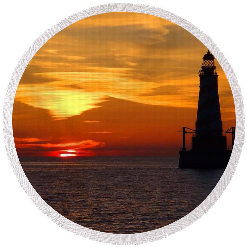 Lighthouse Round Beach Towel featuring the photograph White Shoal Light by Keith Stokes