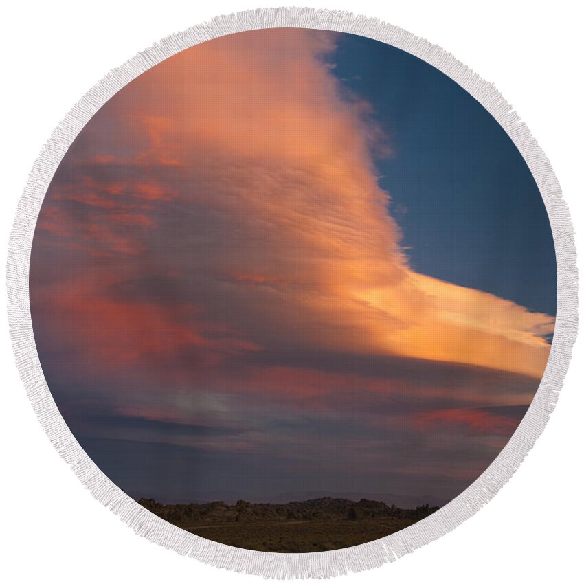 Alabama Hills Round Beach Towel featuring the photograph Lenticular Clouds Over Alabama Hills #3 by John Shaw