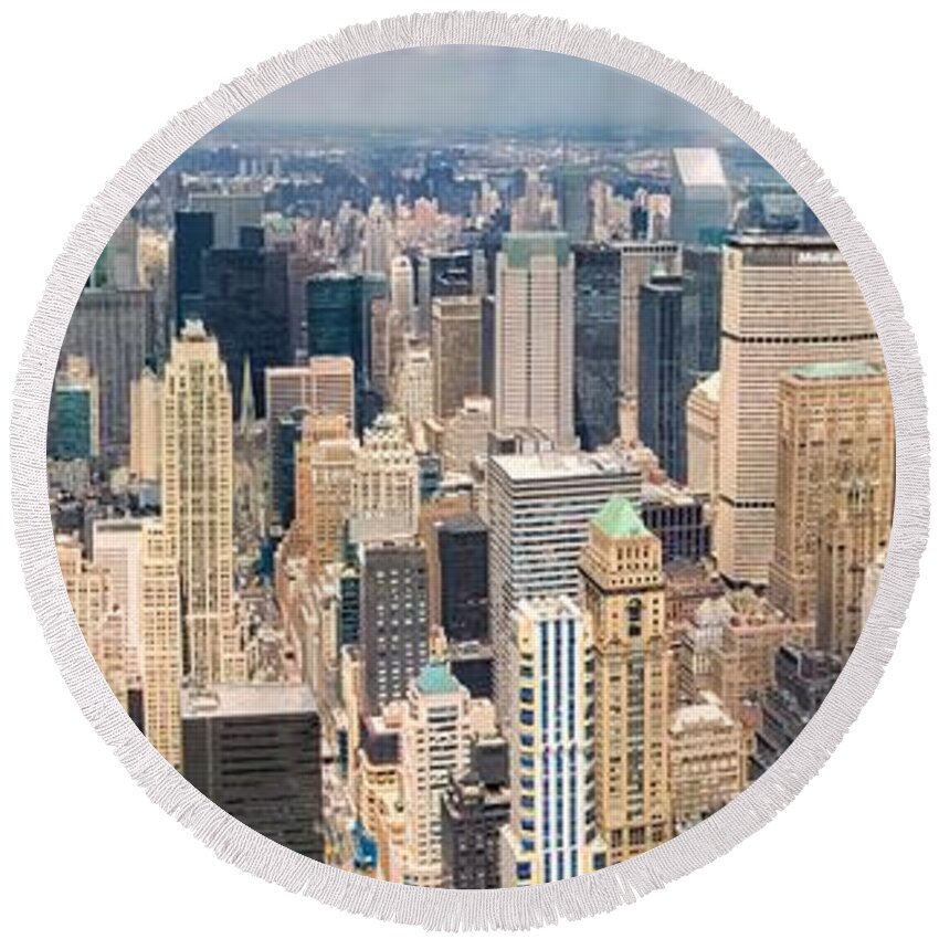 Empire State Building Round Beach Towel featuring the photograph A Cloudy Day in New York City  by Lars Lentz
